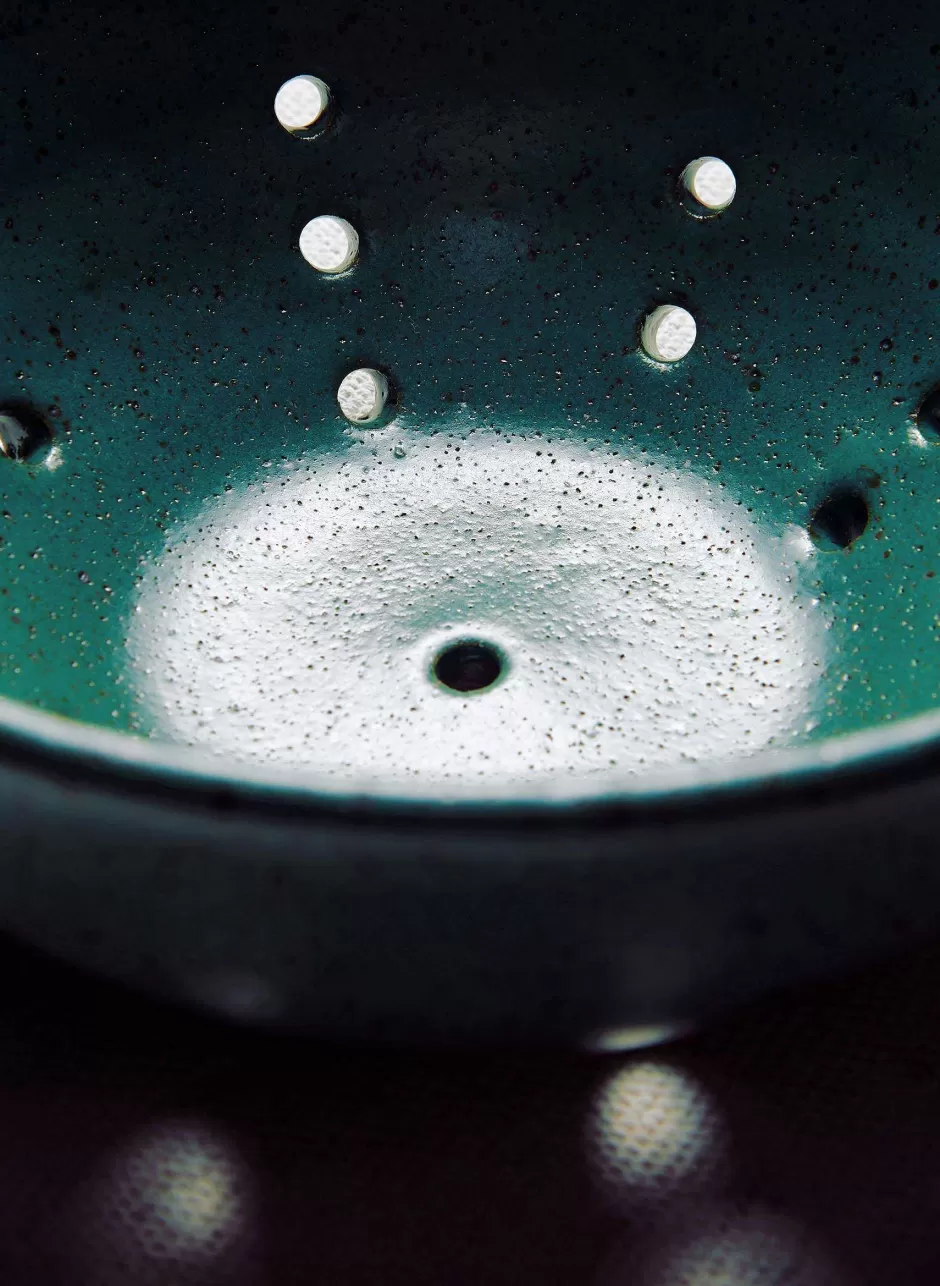 Salt Ceramics Hand Thrown Berry Bowl*imogene+willie Best Sale
