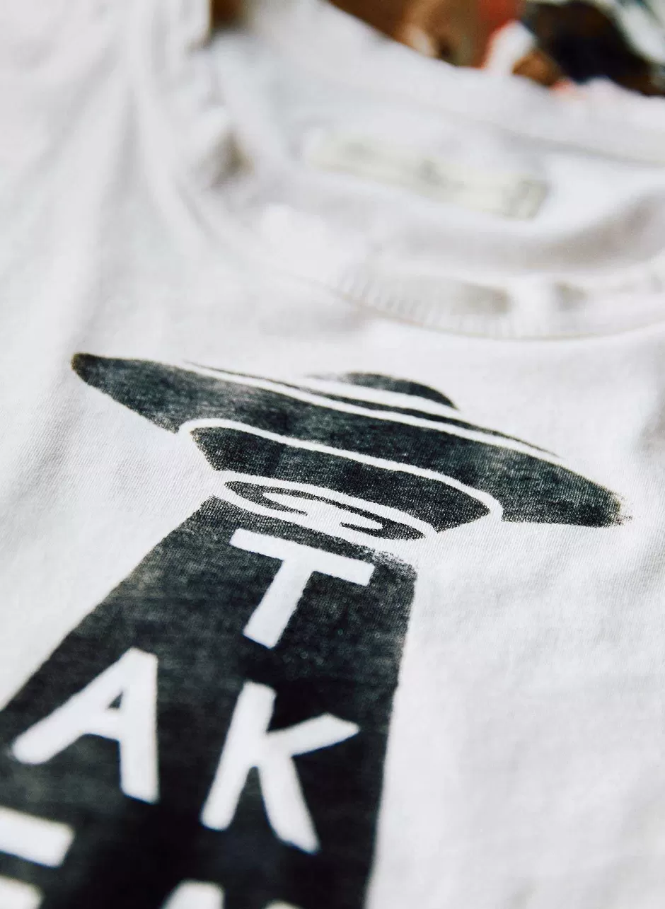 The "Strange Sights" Tee*imogene+willie Outlet